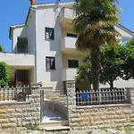 Apartment Sandra *